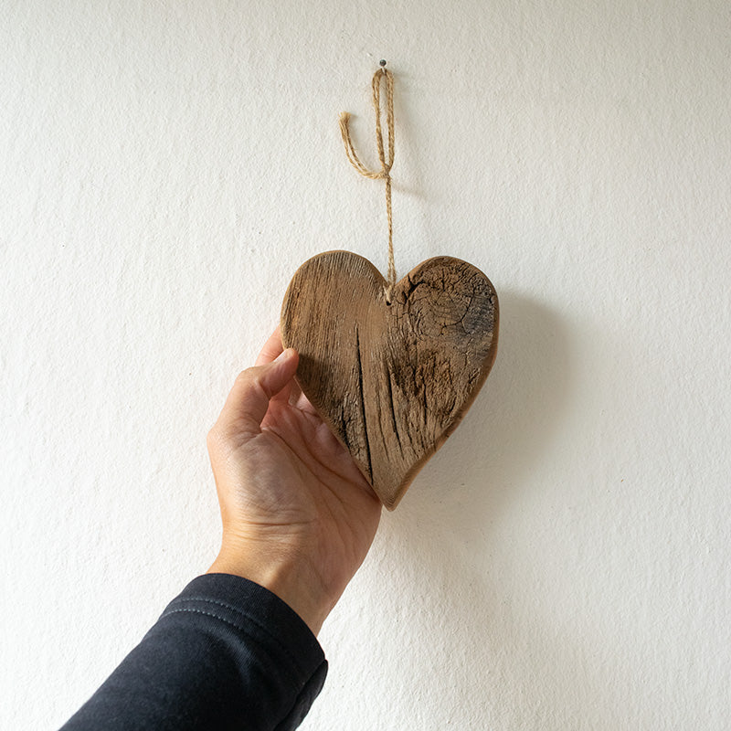 cuori legno da appendere