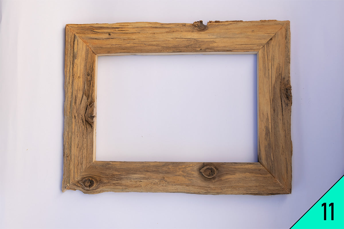 cornici artigianali in legno delle Dolomiti