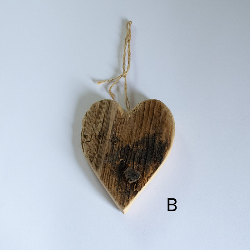 Cuori in legno rustico - da appendere